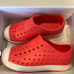 Natives - Jefferson - Sakura Red / Shell White - C12
